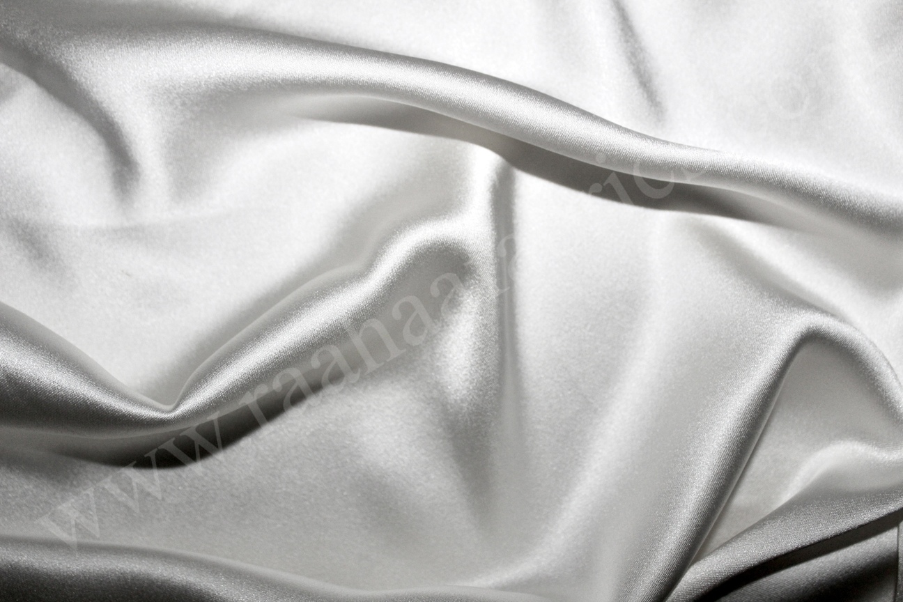Pure Silk Satin 200 grams 42 Momme (Dyeable)